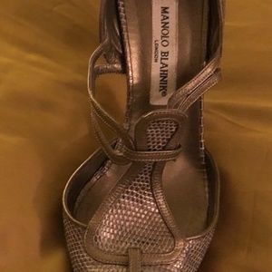 Manolo Blahnik Snake Skin Olive/gold T-Strap Pumps
